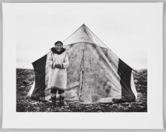 Gemma Unalerk and mailbag tent, Netsilik River