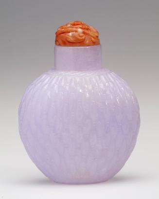 Snuff Bottle, with carved basket weave design