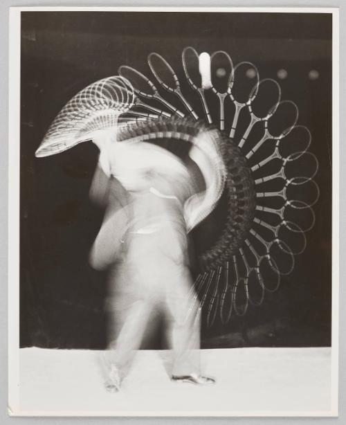 Tennis Serve (multiflash)